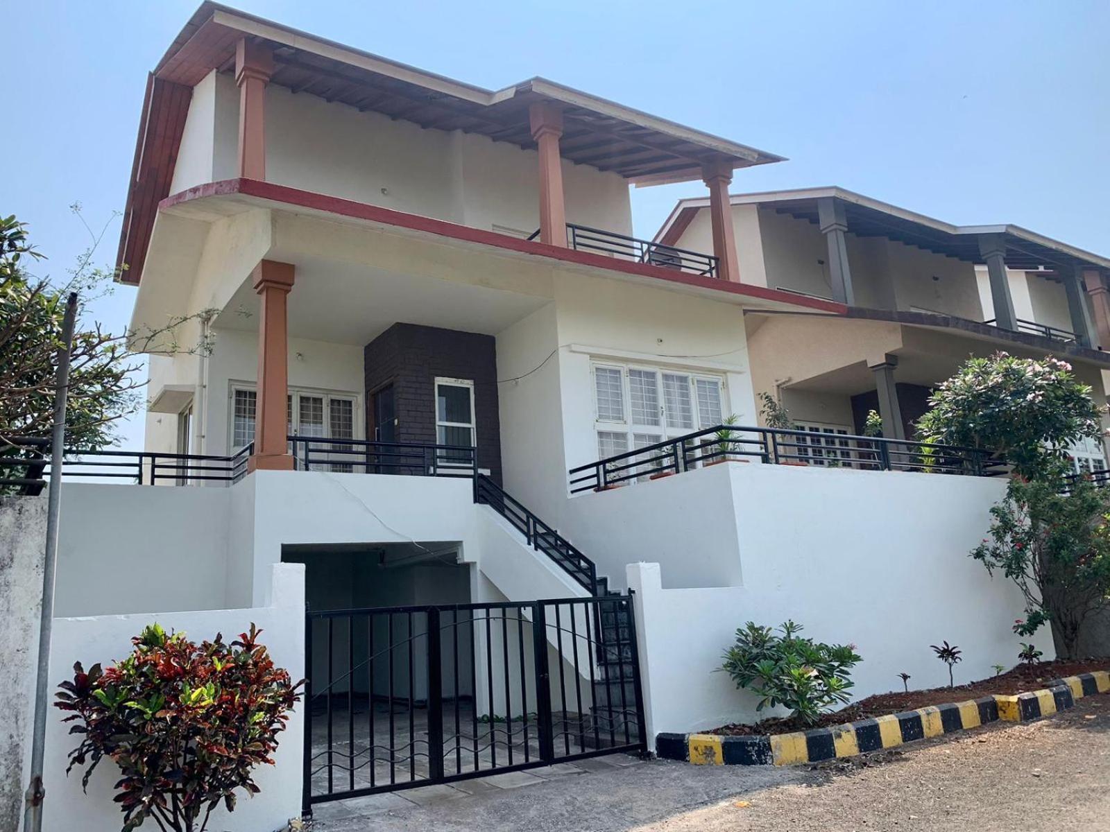 Entire Villa @ Panhala Exterior photo